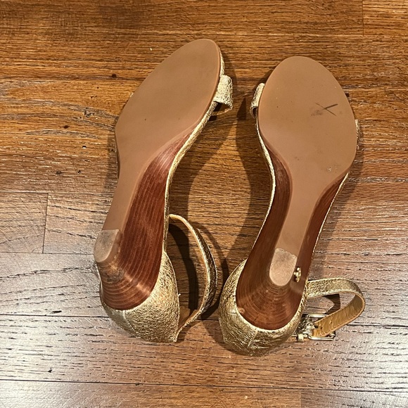 Tory Burch Gold Savannah Wedge Sandal - Picture 11 of 11